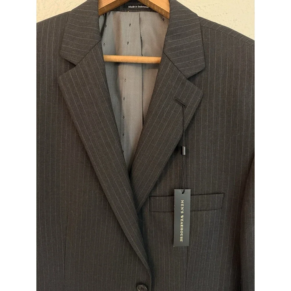 Men's Wearhouse Modern Fit Black Pinstripe Wool Single-Breasted Suit Jacket 44R